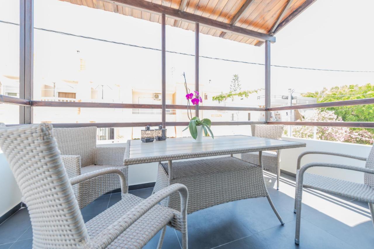 Kalamaki Rotunda Suites المظهر الخارجي الصورة
